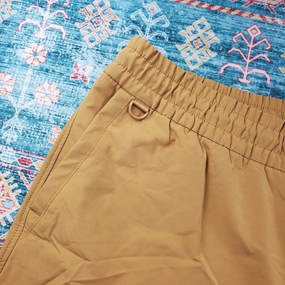 Old Navy High-Waisted StretchTech Water-Repellent Shorts Stonecastle 4X - Picture 8 of 13